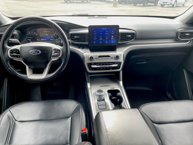 Used 2021 Ford Explorer XLT w/ Equipment Group 202A image 20