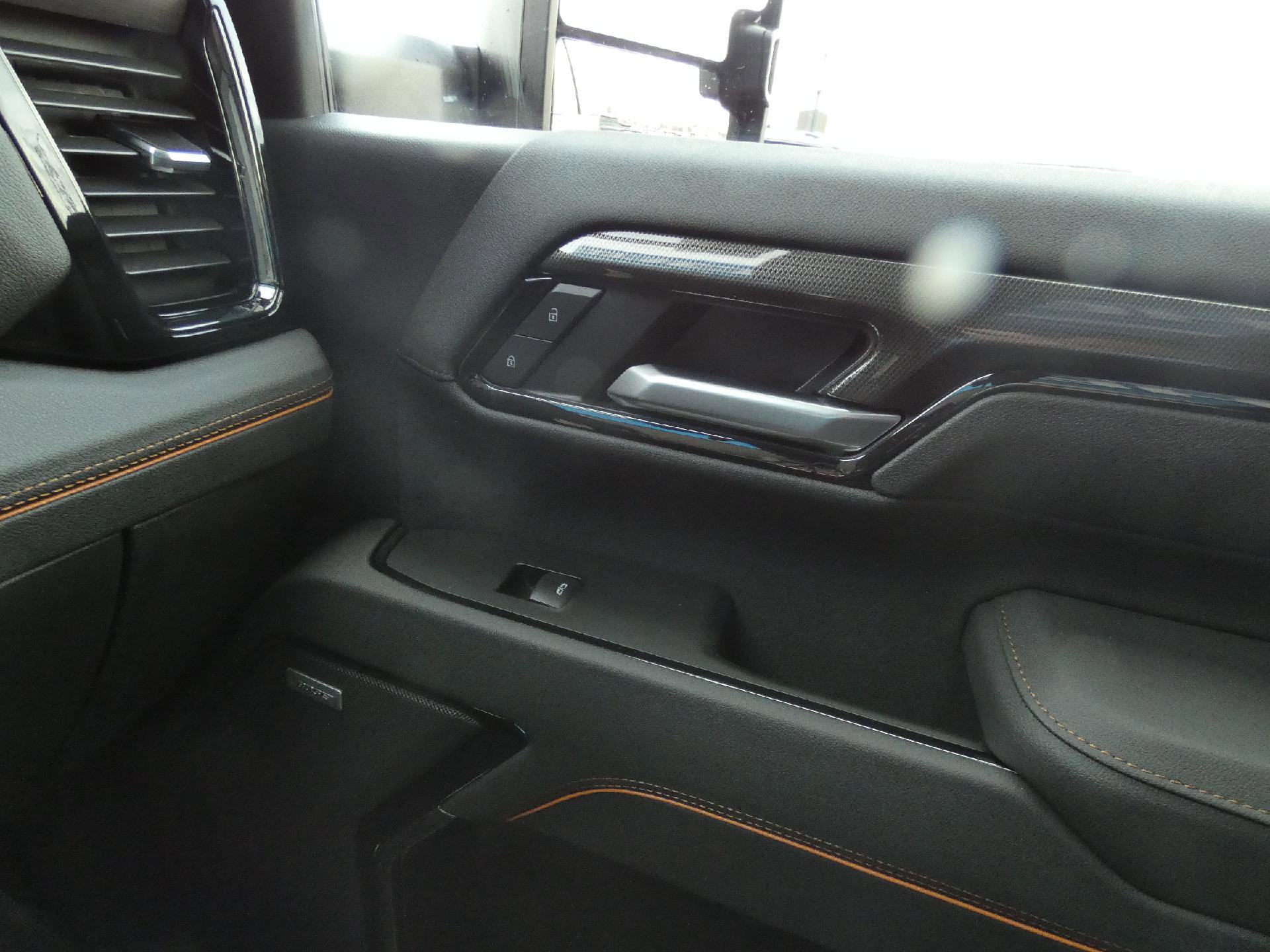 New 2026 GMC Sierra 2500 AT4 w/ AT4 Premium Plus Package AWD/4WD image 25