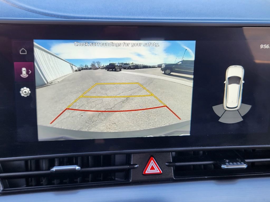 Used 2025 Kia Sportage EX image 24