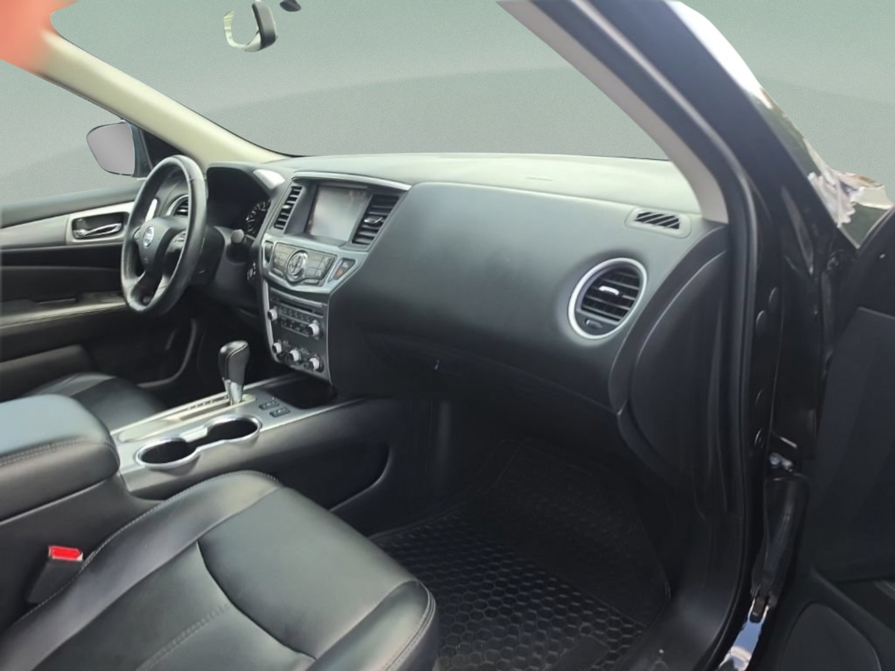 Used 2019 Nissan Pathfinder SL FWD image 34