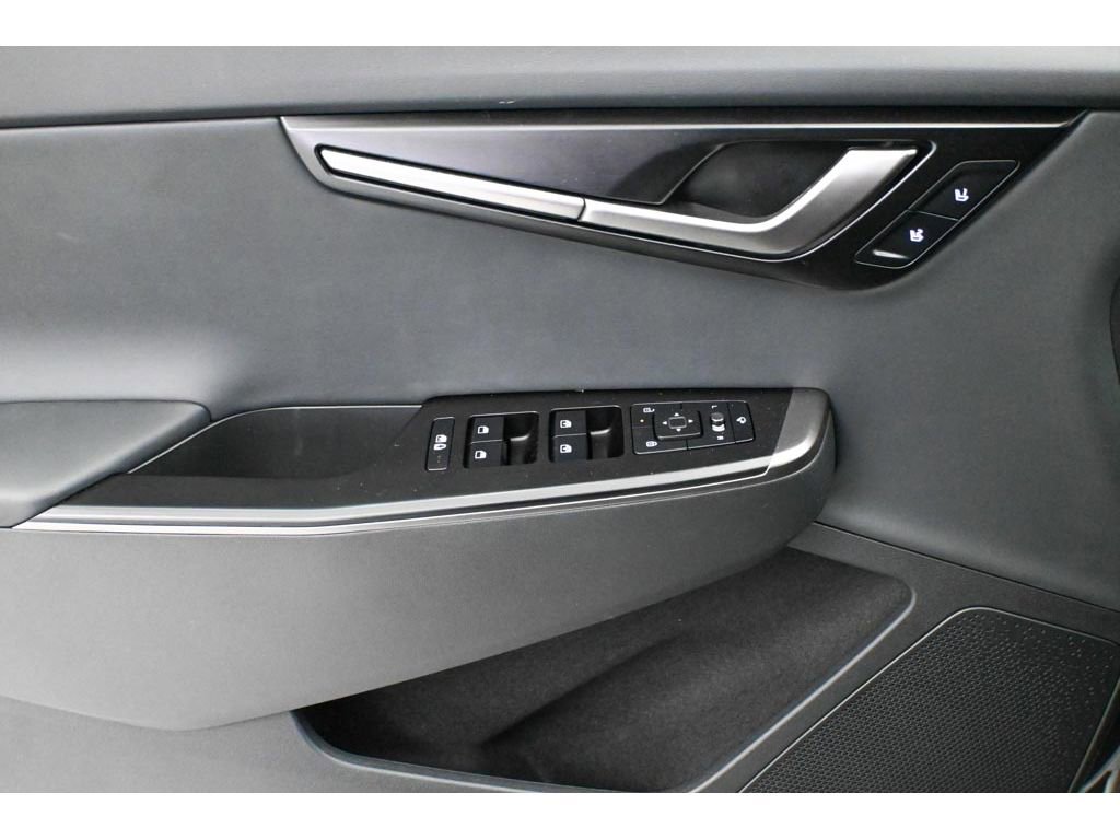 New 2025 Kia EV6 Wind image 15