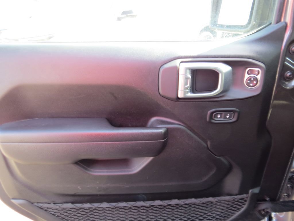 Used 2024 Jeep Gladiator Willys image 20