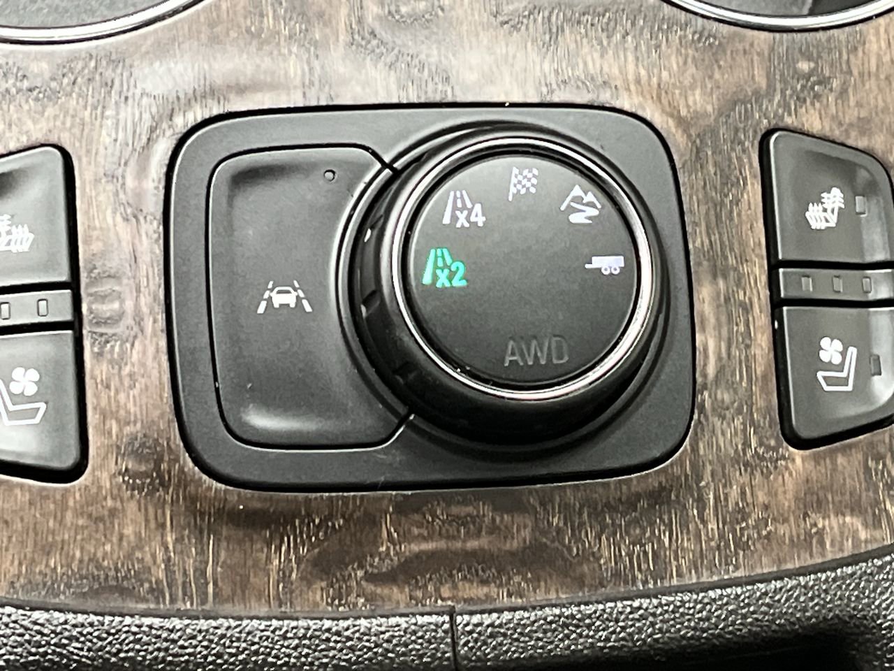 Certified 2023 GMC Acadia Denali w/ Denali Technology Package AWD/4WD image 19
