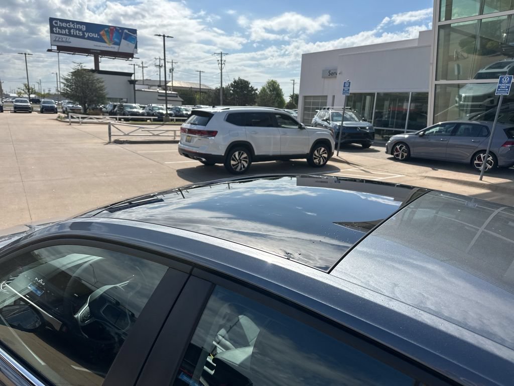 New 2026 Volkswagen Jetta SE FWD image 9
