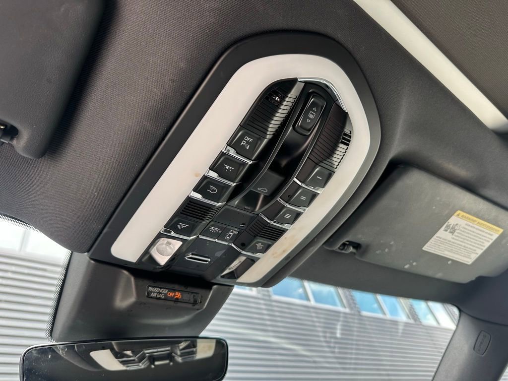 Certified 2023 Porsche Macan S image 37