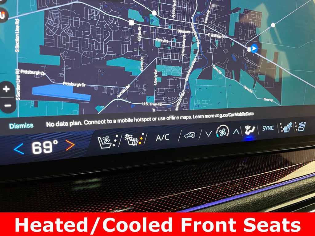 Certified 2024 Chevrolet Traverse RS image 36