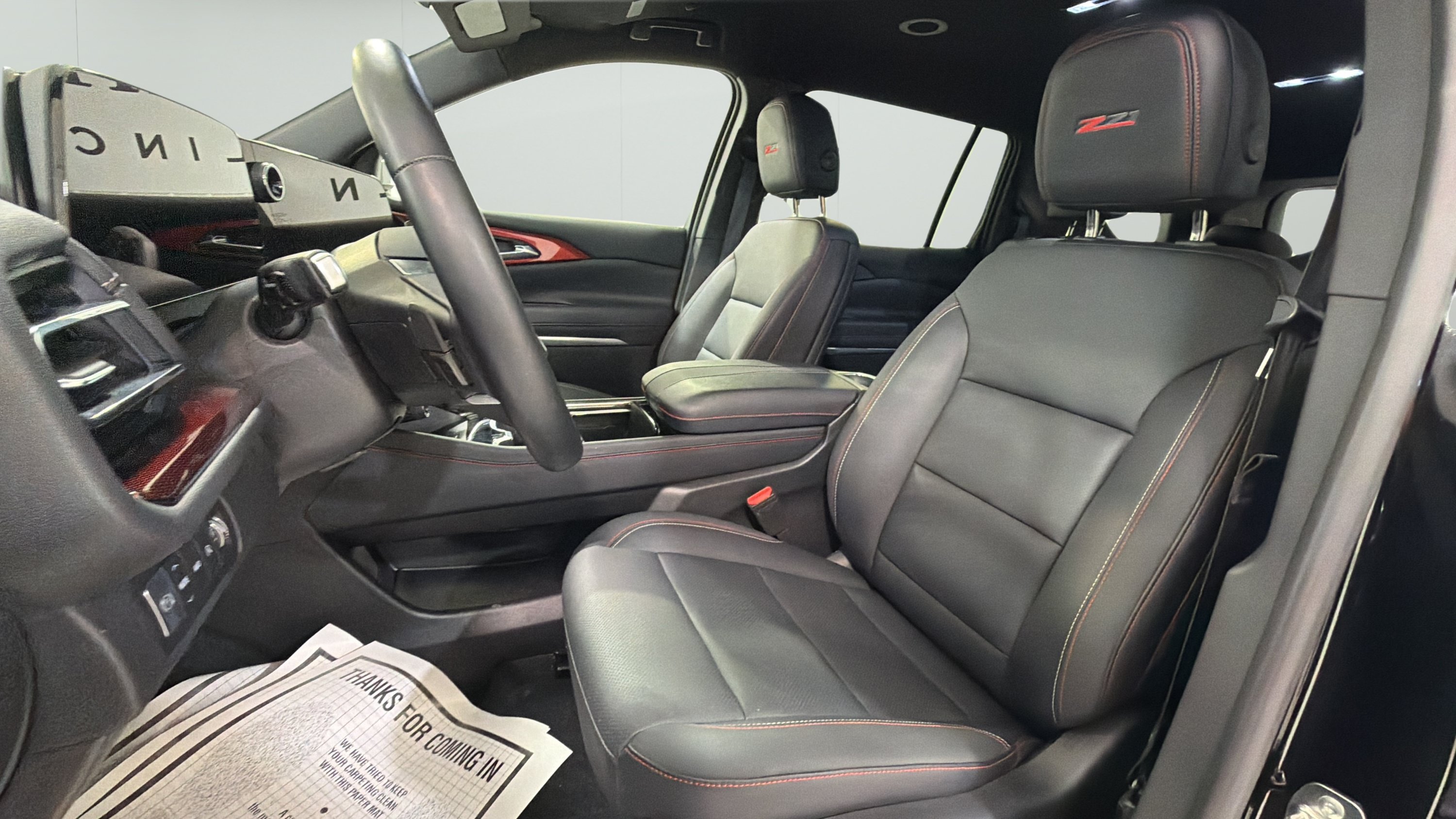 Used 2026 Chevrolet Traverse Z71 AWD/4WD image 9