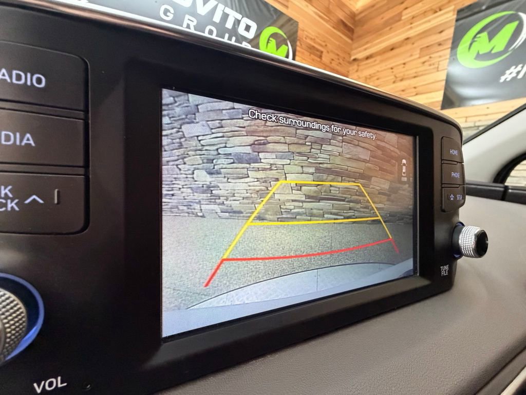 Used 2019 Hyundai Santa Fe SEL image 19