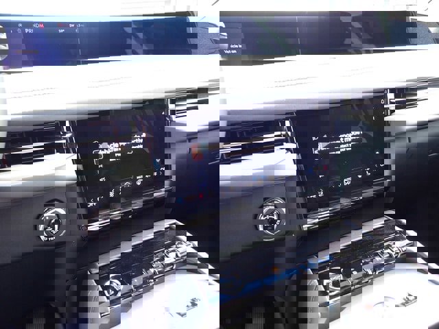 New 2025 Lincoln Navigator Reserve w/ Jet Appearance Package image 22