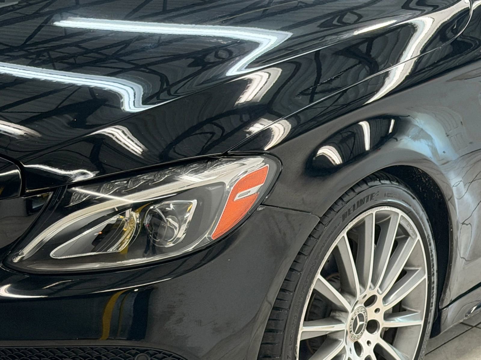 Used 2018 Mercedes-Benz C 300 Sedan w/ AMG Line image 4