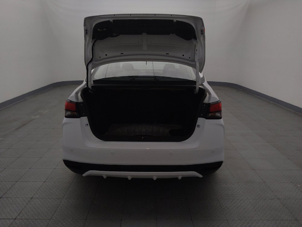 Used 2021 Nissan Versa S image 29