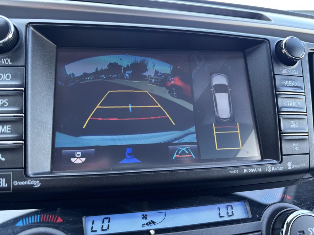 Used 2018 Toyota RAV4 Limited w/ Advanced Technology Package FWD image 31