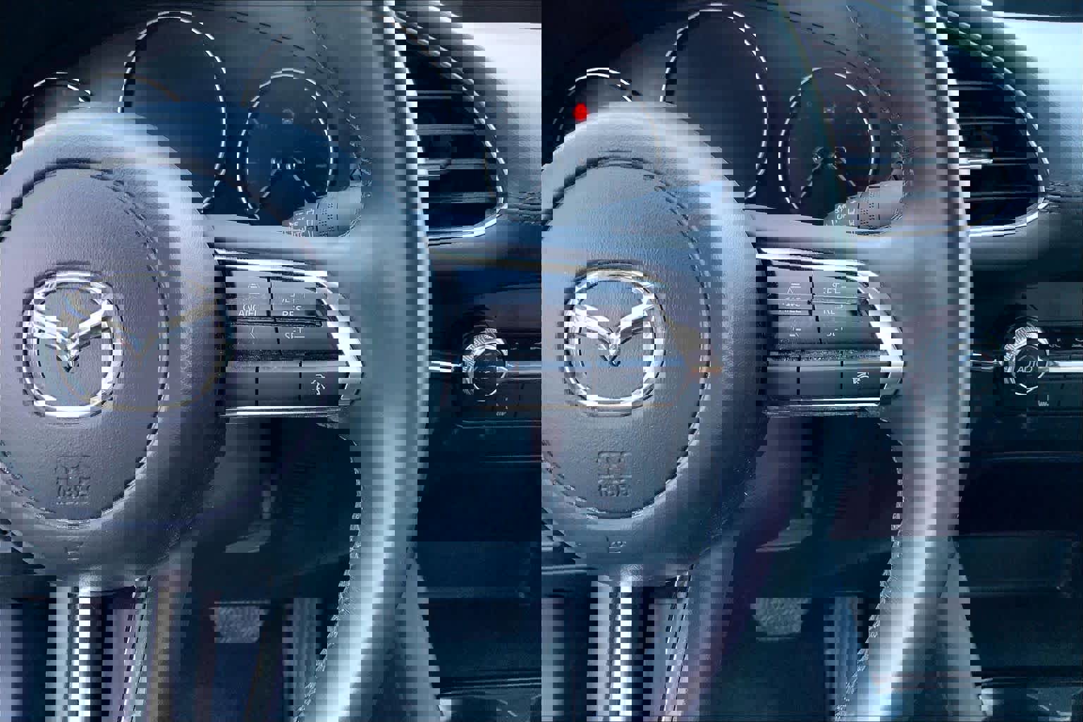 Used 2025 MAZDA MAZDA3 s image 20