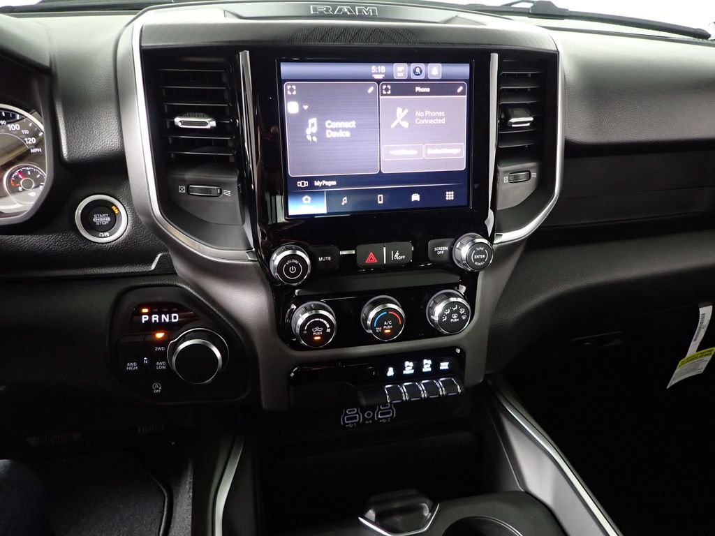 New 2026 RAM 1500 Express AWD/4WD image 29