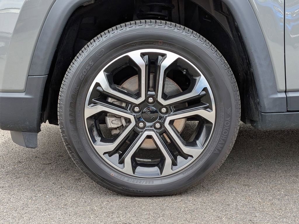 Certified 2022 Jeep Compass Limited image 25