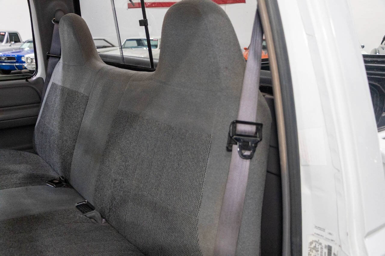 Used 1997 Ford F350 2WD Regular Cab image 40