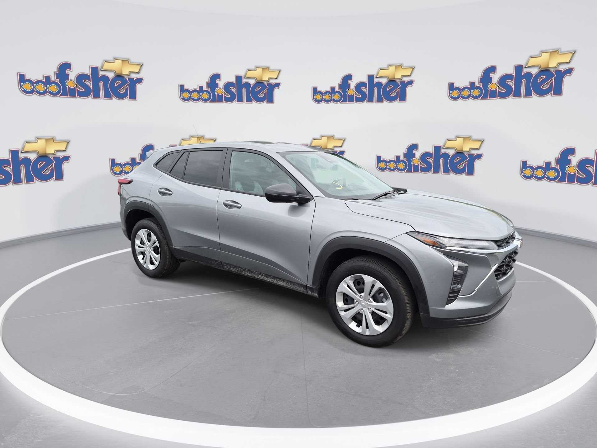 Certified 2026 Chevrolet Trax LS w/ Driver Confidence Package FWD image 3