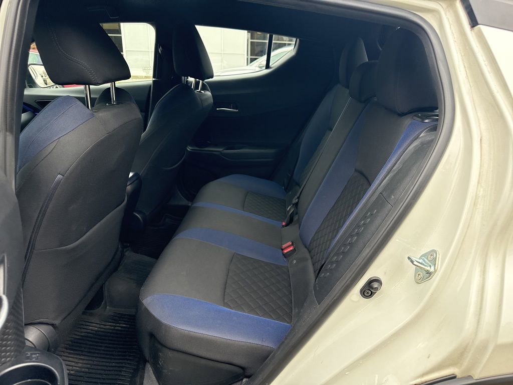 Used 2021 Toyota C-HR XLE image 9