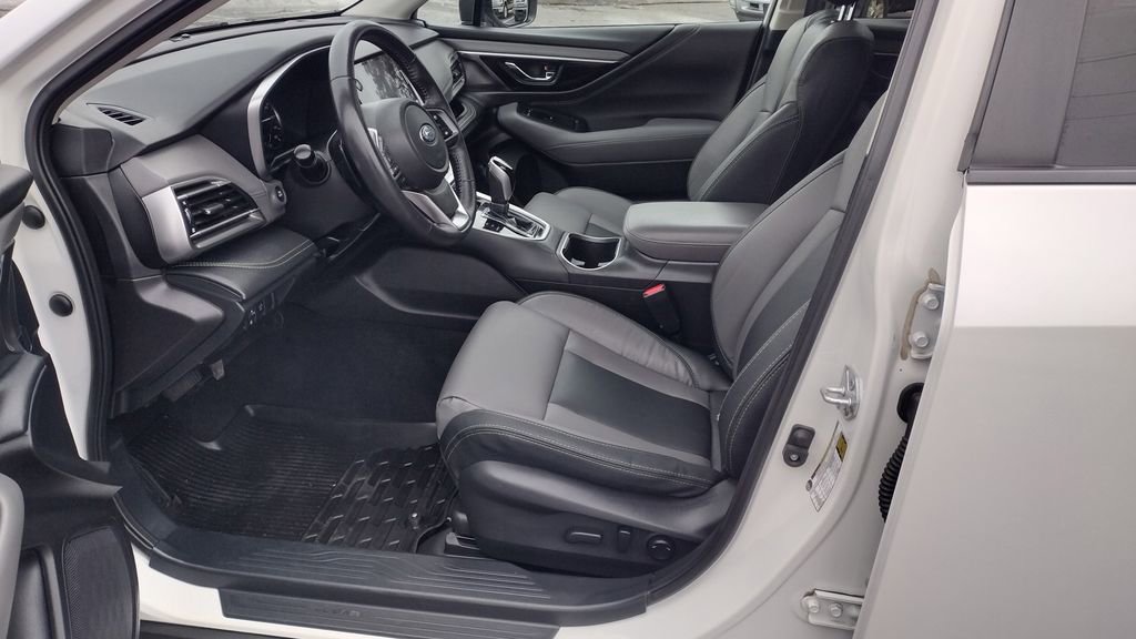 Used 2023 Subaru Outback Onyx Edition XT image 11