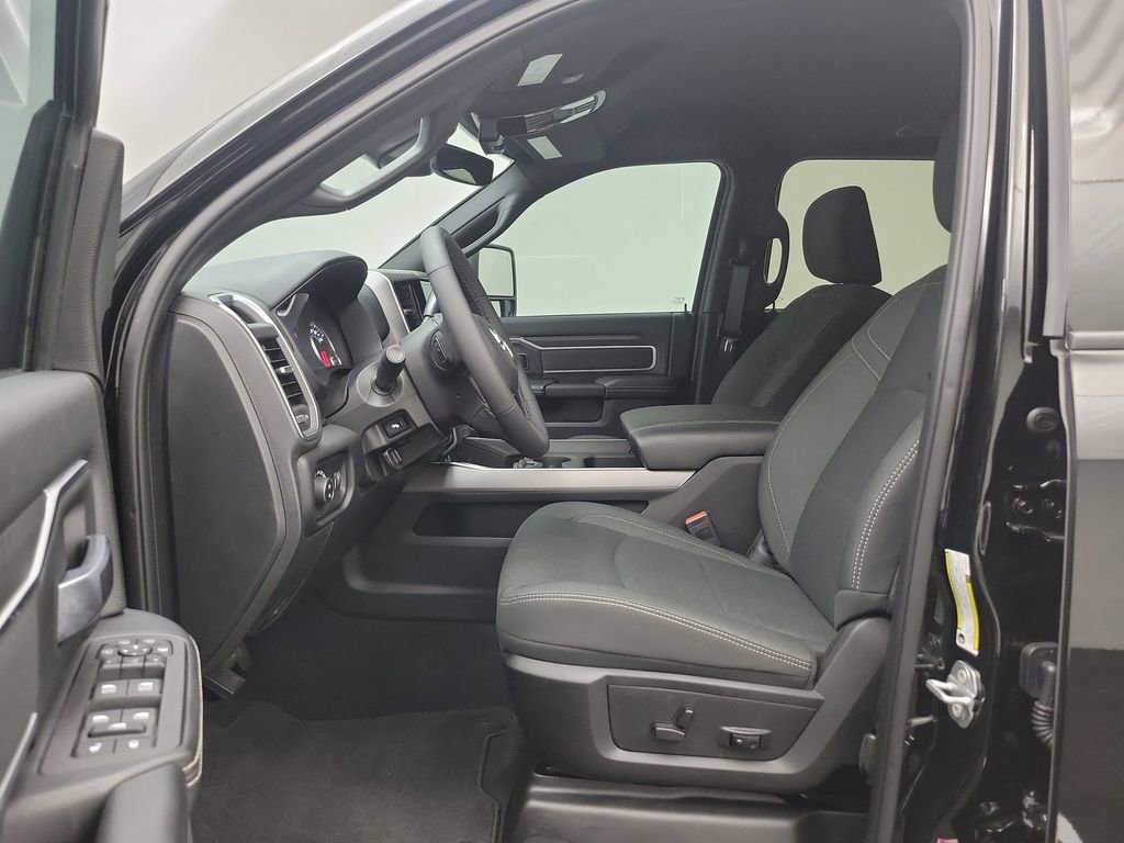 Used 2025 RAM 2500 Big Horn image 4