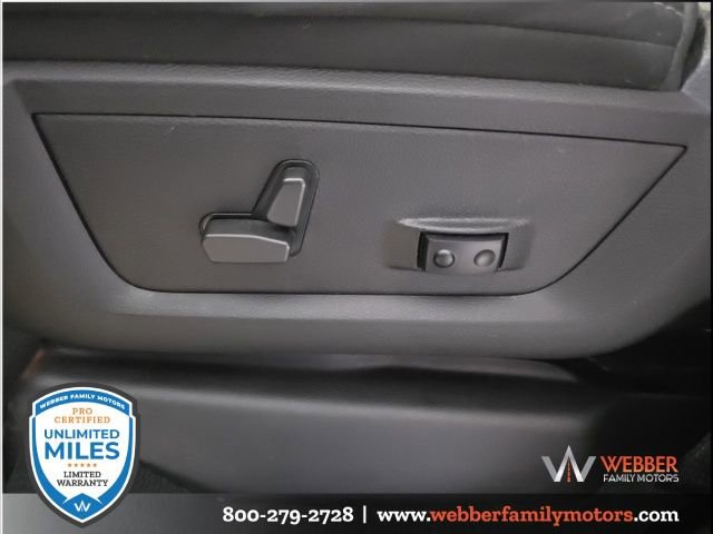 Used 2022 RAM 3500 Big Horn w/ Level C Equiment Group image 19