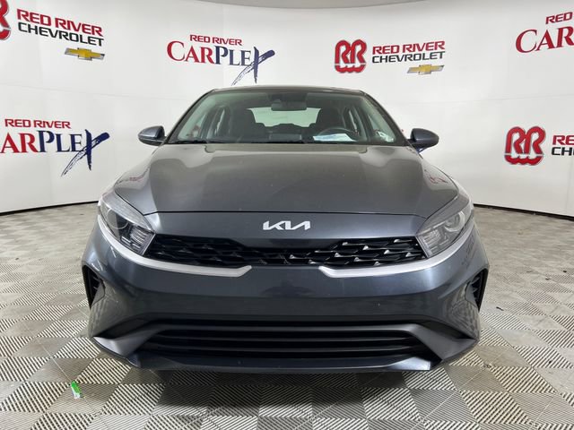 Used 2024 Kia Forte LXS image 2