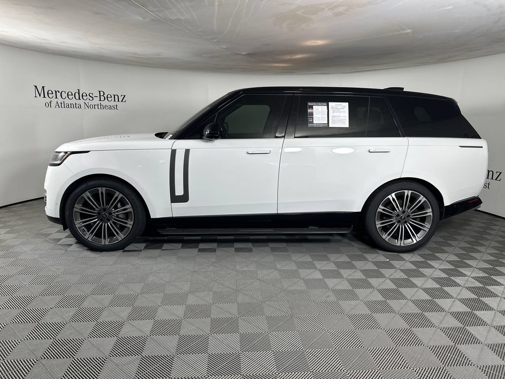 Used 2023 Land Rover Range Rover Long Wheelbase SE AWD/4WD image 4