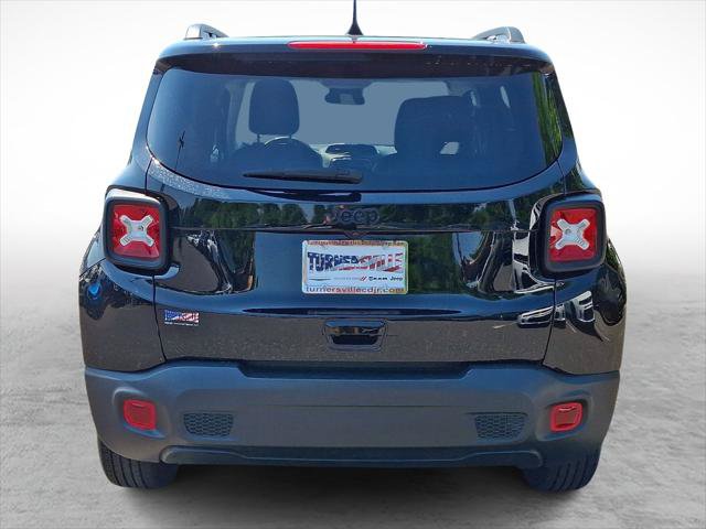Certified 2023 Jeep Renegade Latitude AWD/4WD image 4