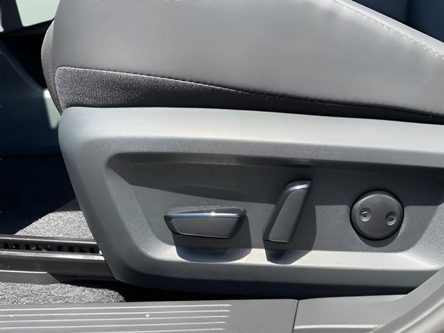 New 2026 Nissan Rogue Dark Armor AWD/4WD image 16
