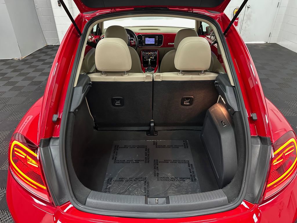Used 2019 Volkswagen Beetle 2.0T SE FWD image 34