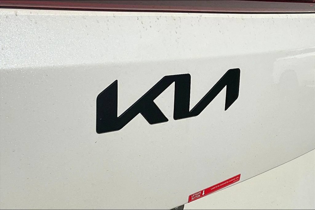 New 2027 Kia Carnival SX Prestige FWD image 9