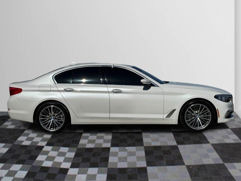 Used 2018 BMW 530i xDrive AWD/4WD video 2