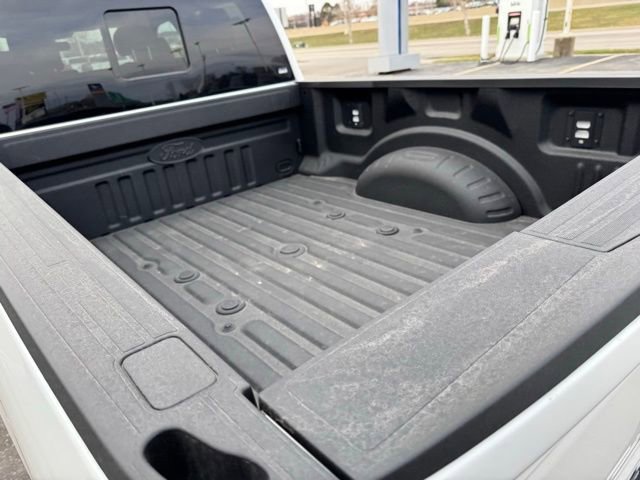 New 2026 Ford F350 Lariat w/ Black Appearance Package image 40