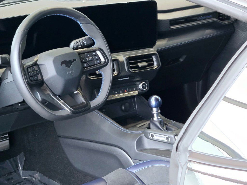 New 2025 Ford Mustang Dark Horse image 19