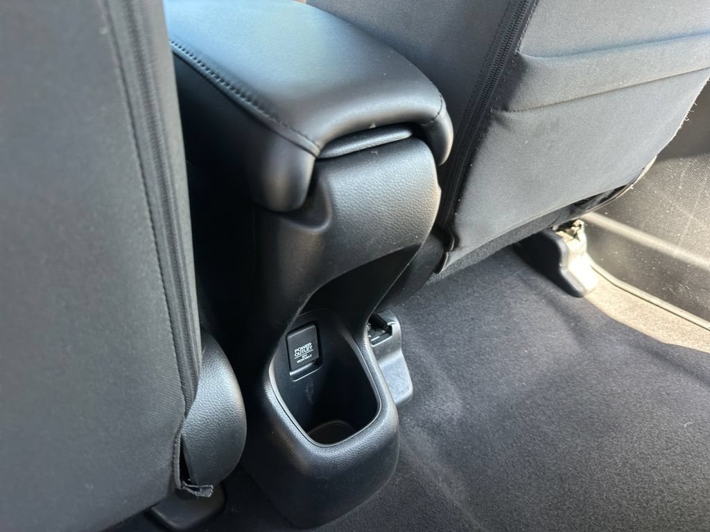 Certified 2022 Honda HR-V LX image 26