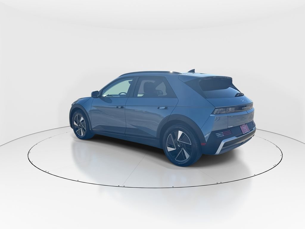 Used 2025 Hyundai Ioniq 5 SEL image 6