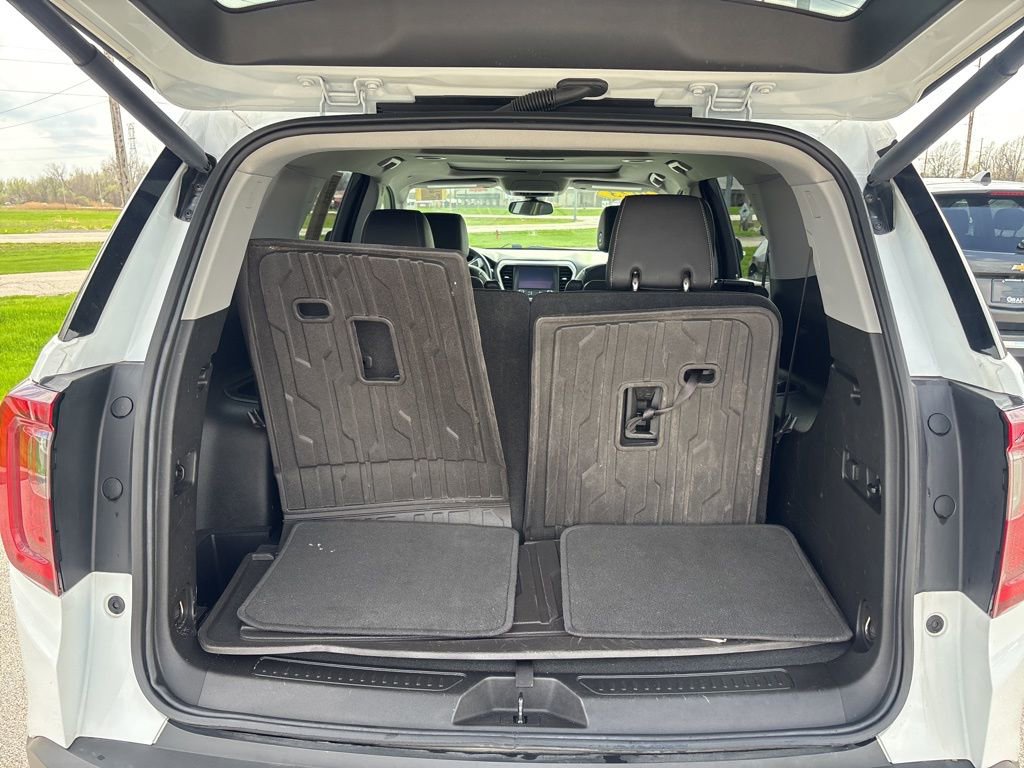 Certified 2023 GMC Acadia SLT w/ Elevation Edition AWD/4WD image 7