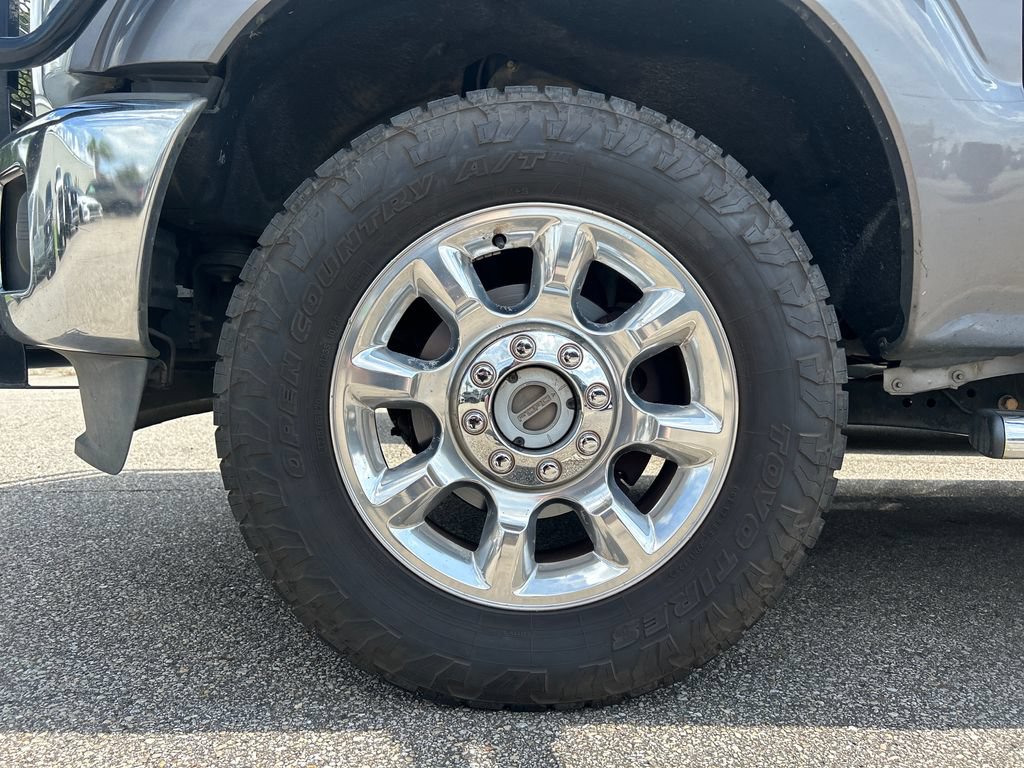 Used 2014 Ford F250 Lariat w/ Lariat Interior Package AWD/4WD image 7