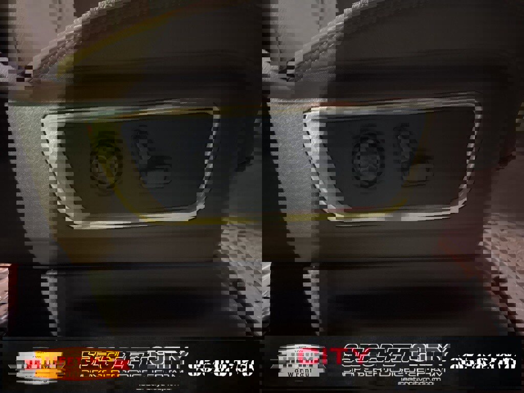 Used 2019 RAM 1500 Limited image 15