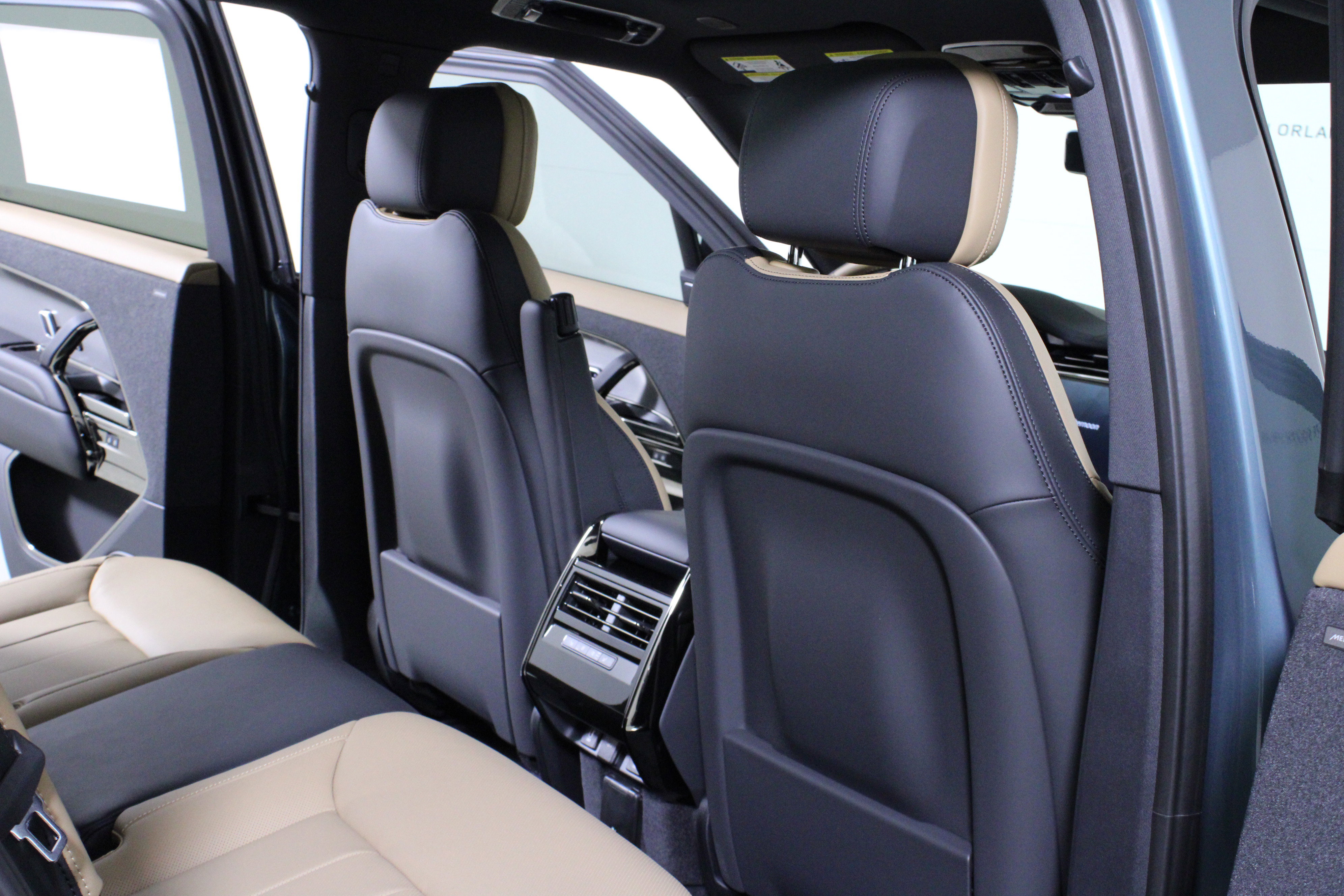 New 2026 Land Rover Range Rover Sport Dynamic SE image 11