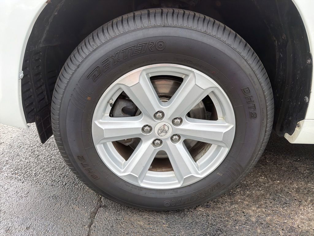 Used 2010 Toyota Highlander 2WD image 10