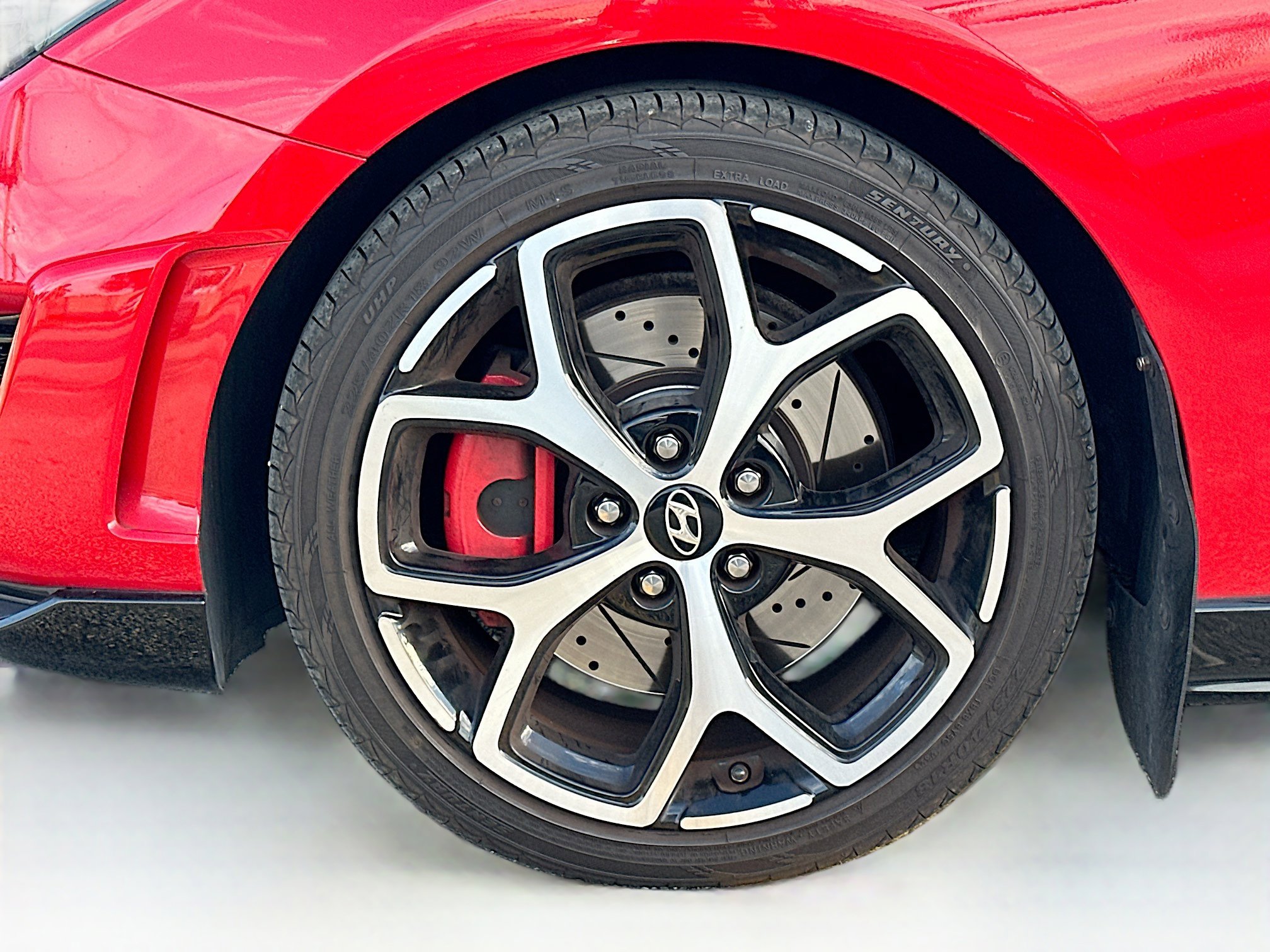 Used 2019 Hyundai Veloster N N image 33