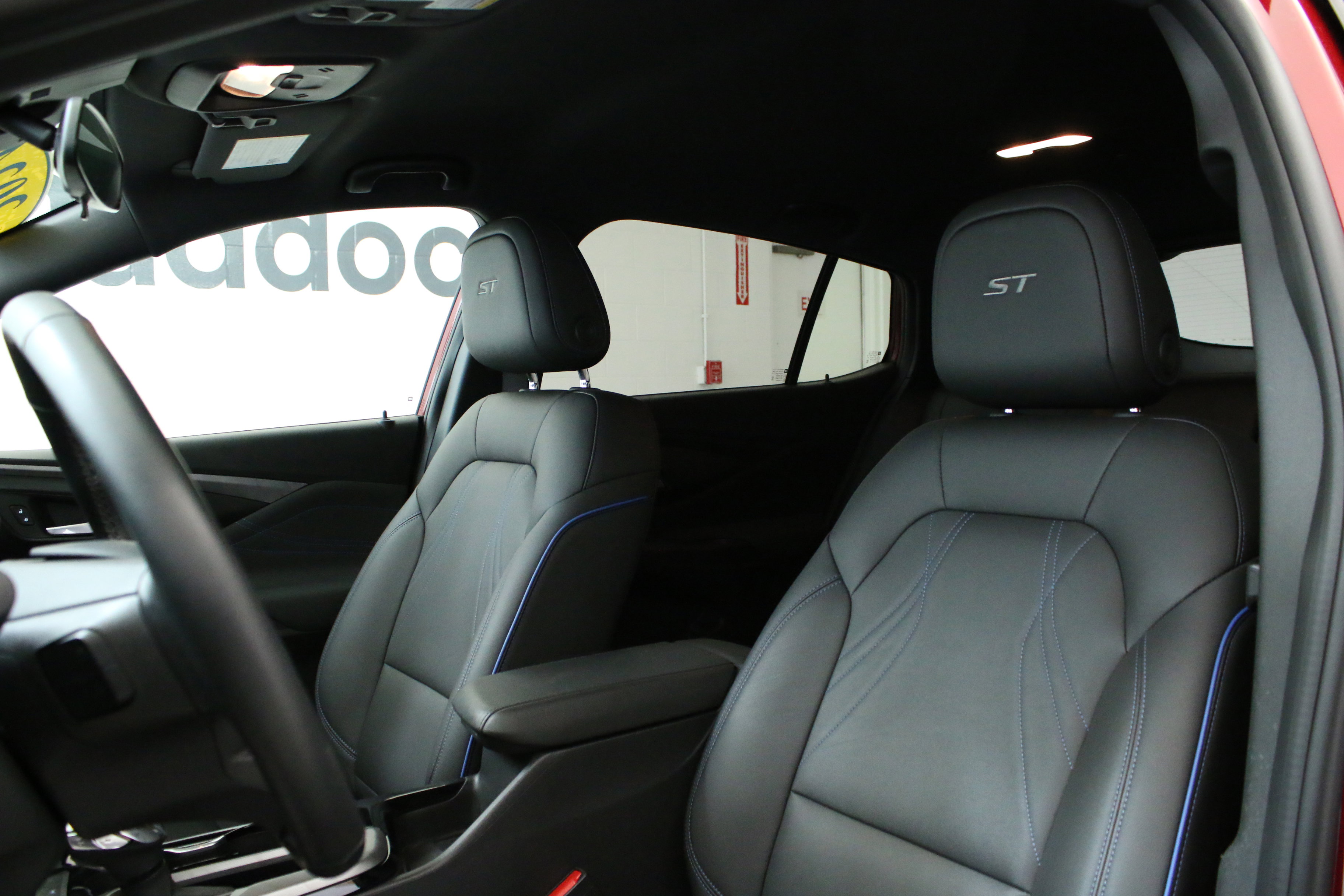 Used 2024 Buick Envista Sport Touring w/ Convenience I Package image 24