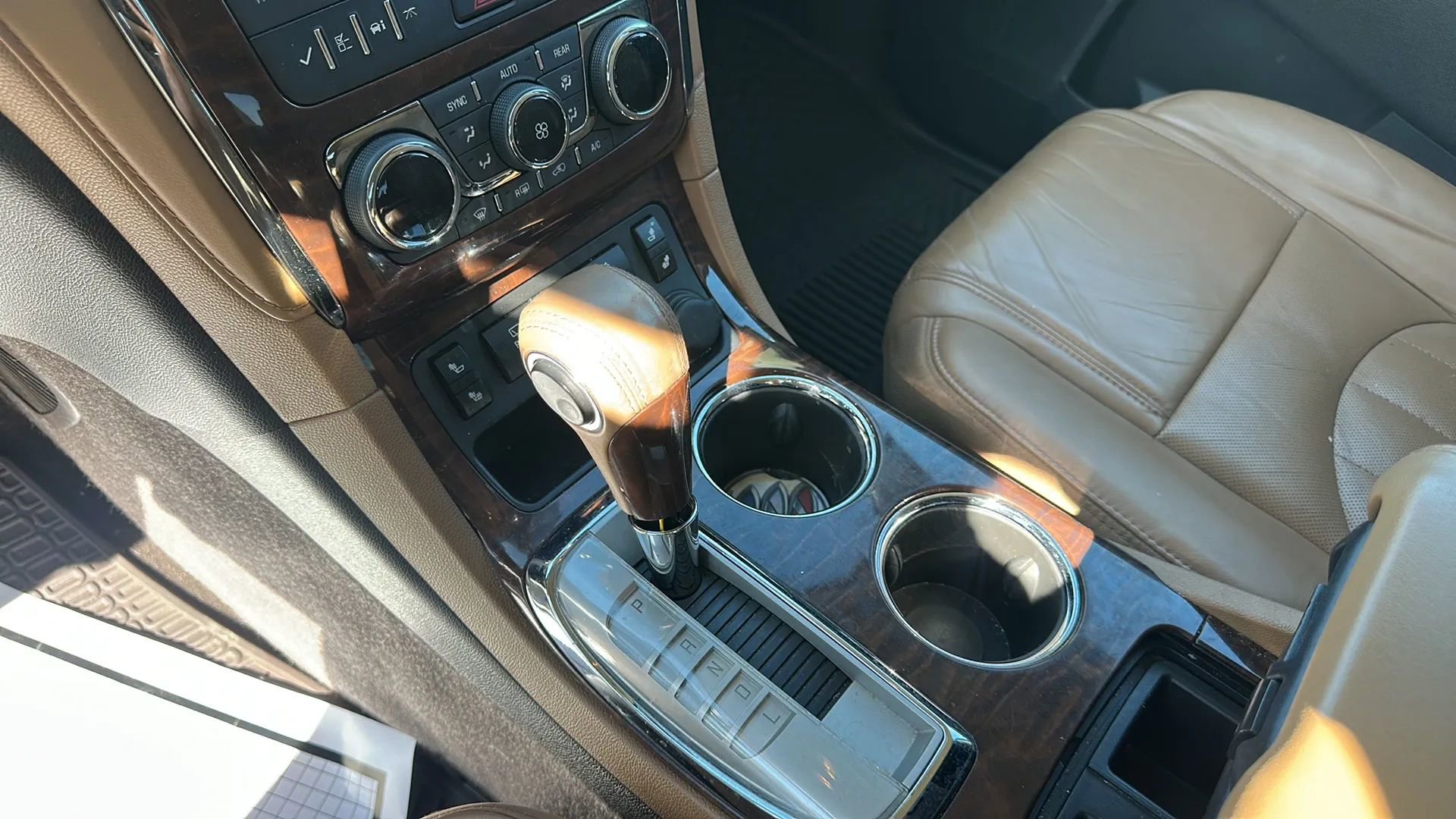 Used 2016 Buick Enclave Leather image 19