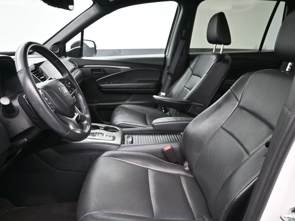 Certified 2023 Honda Passport EX-L image 14