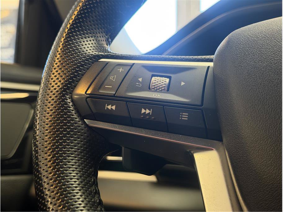 Used 2024 Mitsubishi Outlander FWD image 18