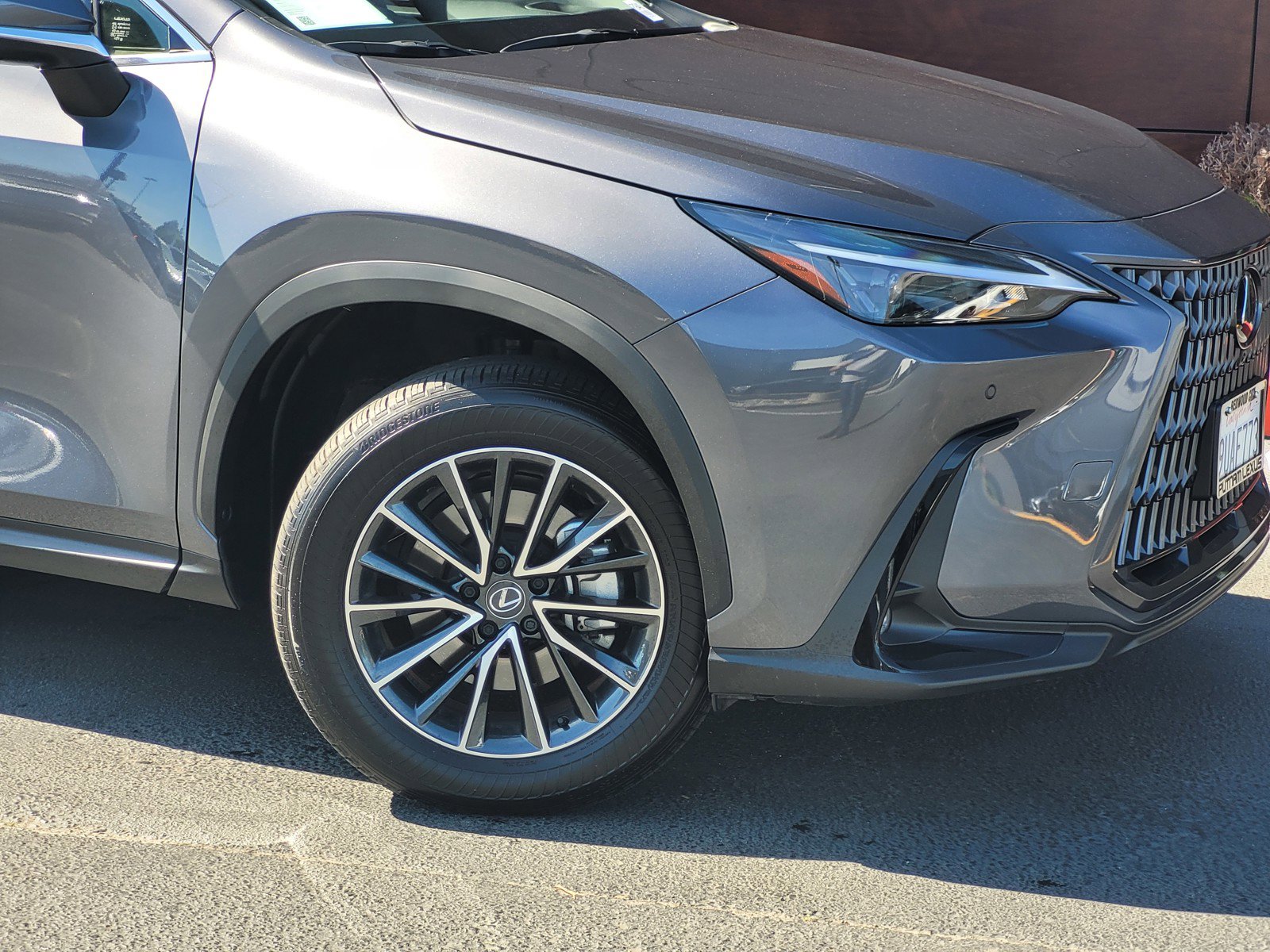 Certified 2025 Lexus NX 350h 350h Premium w/ Cold Area Package image 9