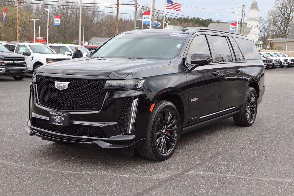Used 2024 Cadillac Escalade ESV V w/ LPO, ONYX Package AWD/4WD image 20