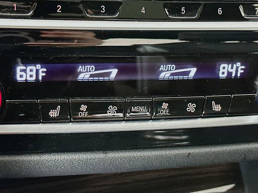 Used 2021 BMW 530i xDrive w/ Convenience Package image 27