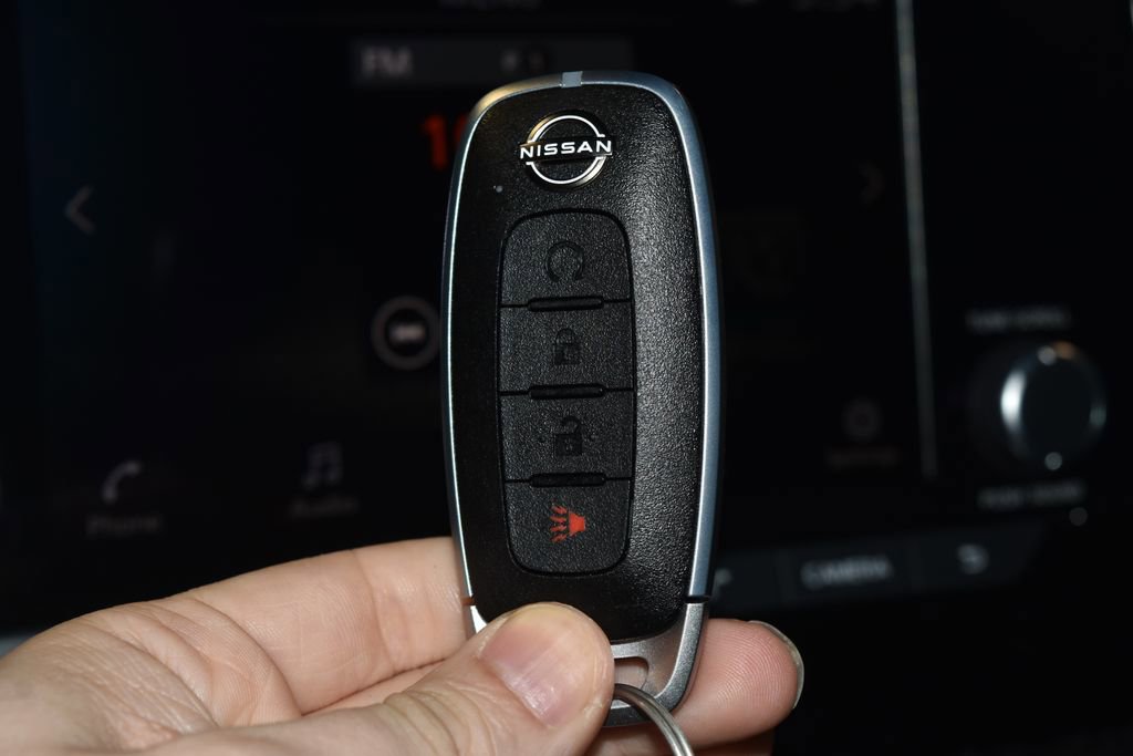 Certified 2024 Nissan Pathfinder SV image 15